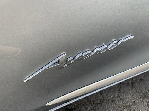 Used 2024 Buick Enclave Avenir w/ Avenir Technology Package image 33