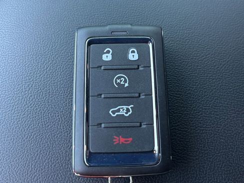 New 2026 Jeep Grand Cherokee L Laredo Altitude image 29