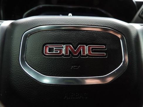 Used 2024 GMC Sierra 3500 SLT w/ SLT Premium Package image 33