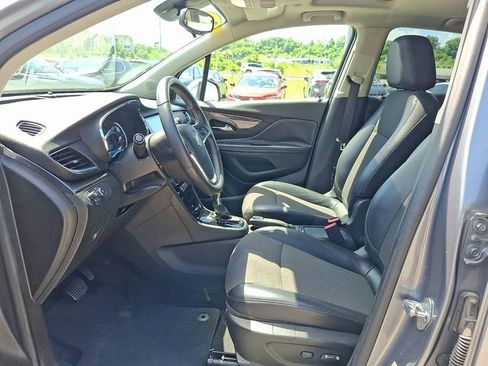Used 2019 Buick Encore Preferred AWD/4WD image 9