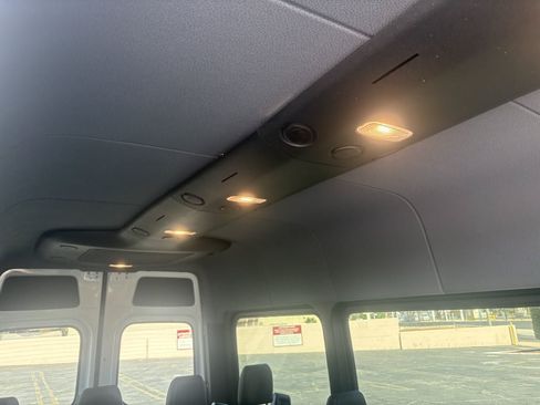 Used 2025 Mercedes-Benz Sprinter 2500 image 35