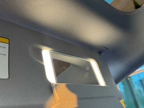 Used 2024 Tesla Model 3 Long Range image 79