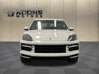 Used 2024 Porsche Cayenne S video 3