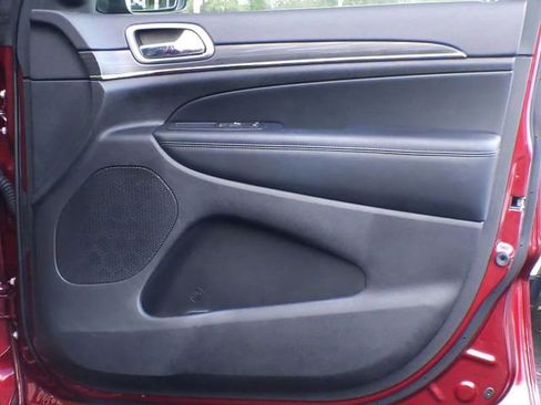 Used 2019 Jeep Grand Cherokee Limited X RWD image 39