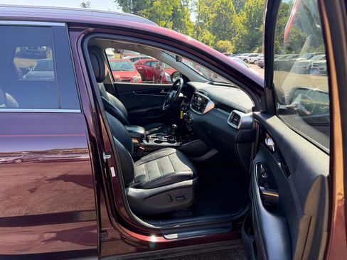 Used 2016 Kia Sorento EX FWD image 16