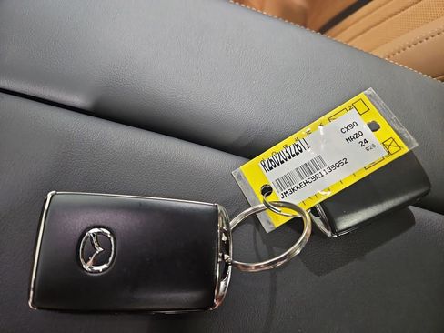 Used 2024 MAZDA CX-90 3.3 Turbo S w/ Premium Plus image 29