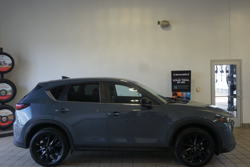 Used 2025 MAZDA CX-5 Carbon Edition AWD/4WD image 2