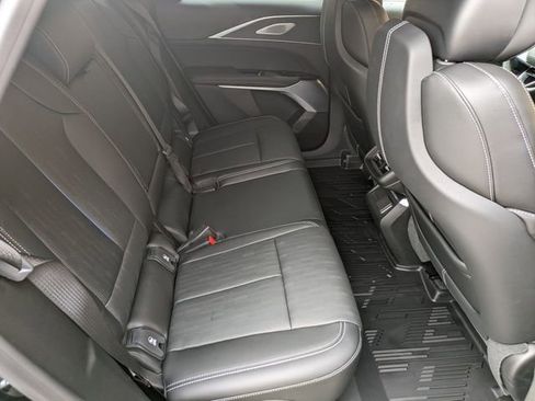 New 2026 Cadillac Lyriq V w/ LPO, Floor Liner Package AWD/4WD image 25