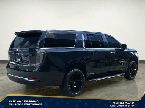 New 2026 Chevrolet Suburban LT w/ Comfort Package RWD image 6