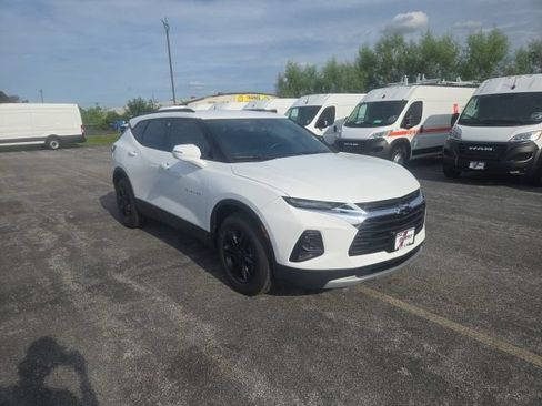 Used 2019 Chevrolet Blazer LT AWD/4WD image 2