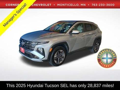 Used 2025 Hyundai Tucson SEL AWD/4WD image 1