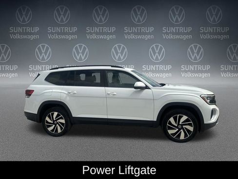 Used 2024 Volkswagen Atlas SE image 7