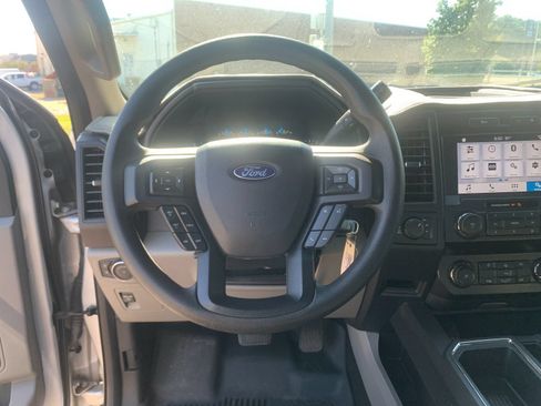 Used 2019 Ford F150 XL w/ Equipment Group 101A Mid AWD/4WD image 18