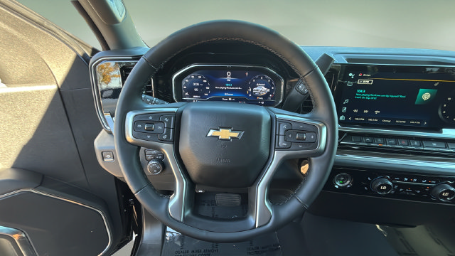 Used 2024 Chevrolet Silverado 1500 LT AWD/4WD image 12
