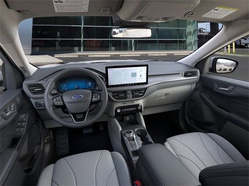 New 2025 Ford Escape SE w/ PHEV Premium Package image 9