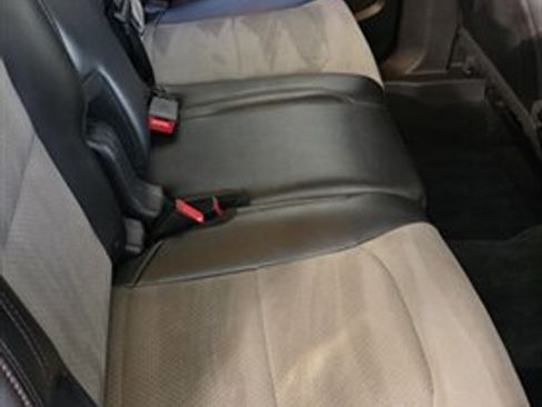 Used 2017 Ford Explorer XLT w/ Equipment Group 202A image 11