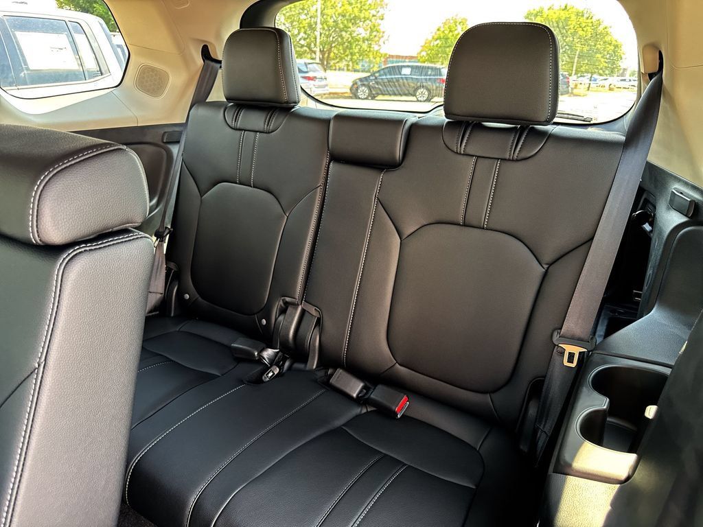 New 2026 Honda Pilot Touring image 24