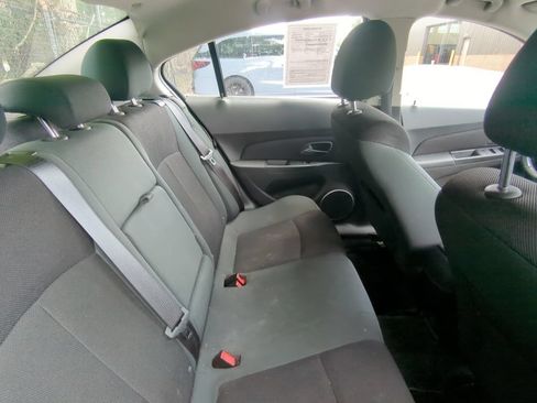 Used 2011 Chevrolet Cruze LT FWD image 13