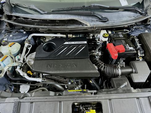 Used 2023 Nissan Rogue S image 31