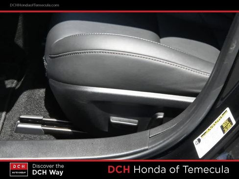 Used 2023 MAZDA MAZDA3 s FWD image 17