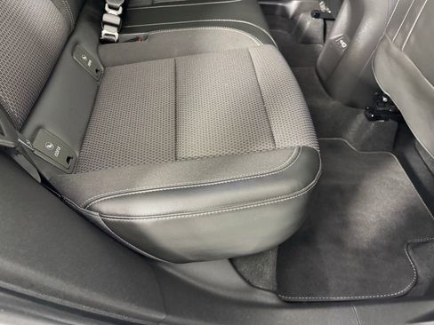 Used 2022 Buick Envision Preferred image 29