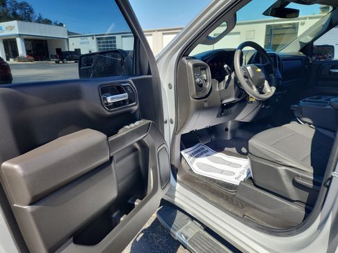 Used 2021 Chevrolet Silverado 1500 Custom image 18