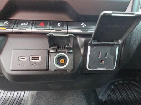 Used 2023 GMC Sierra 1500 Pro w/ Pro Value Package image 32