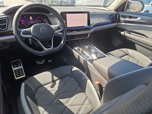 New 2026 Volkswagen Atlas Peak Edition AWD/4WD image 6