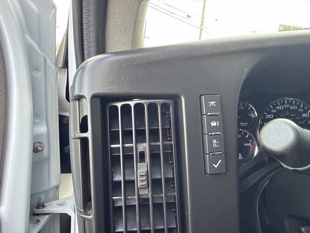 Used 2023 Chevrolet Express 3500 w/ Power Convenience Package RWD image 18
