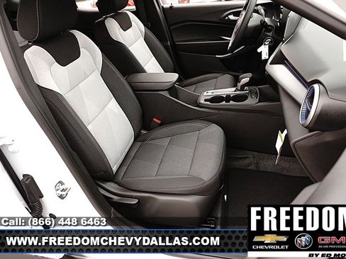 New 2026 Chevrolet Trax LS FWD image 15
