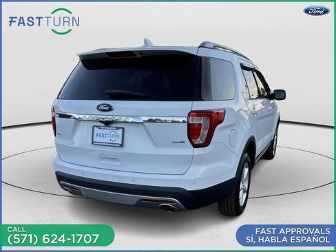 Used 2016 Ford Explorer XLT w/ Equipment Group 201A AWD/4WD image 14