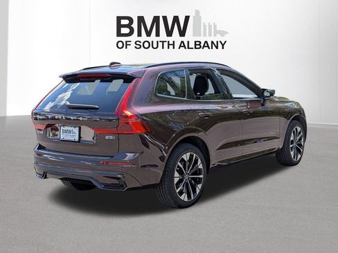 Used 2026 Volvo XC60 B5 Plus w/ Climate Package AWD/4WD image 6
