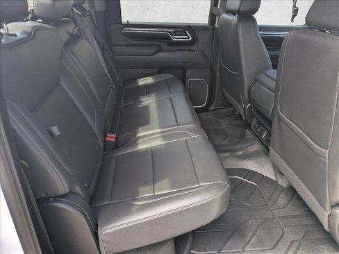 Used 2024 Chevrolet Silverado 2500 LTZ AWD/4WD image 18
