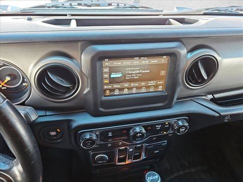 Used 2019 Jeep Wrangler Unlimited Sport S AWD/4WD image 14
