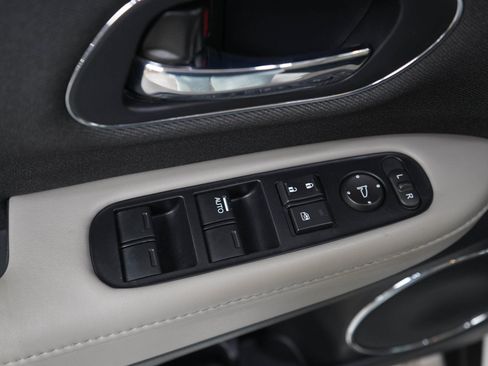 Used 2022 Honda HR-V EX image 22