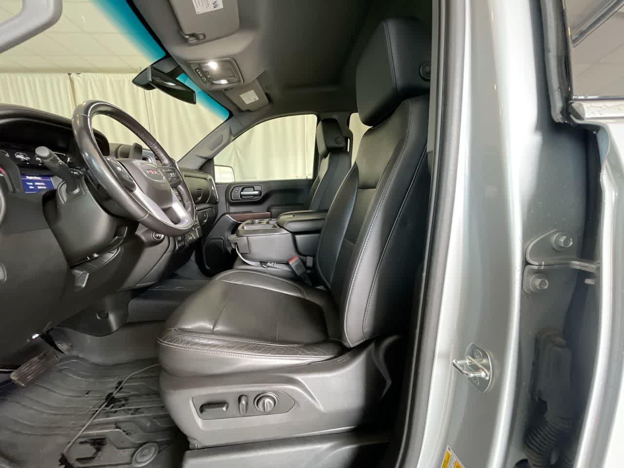 Used 2020 GMC Sierra 1500 SLT AWD/4WD image 11