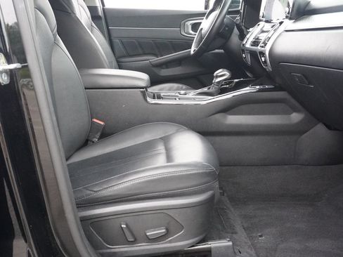 Used 2023 Kia Sorento SX FWD image 30