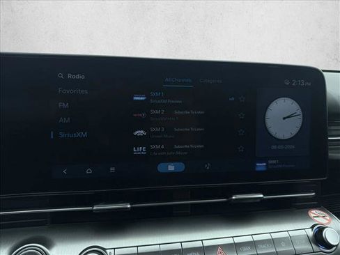 Used 2025 Hyundai Kona SEL FWD image 18