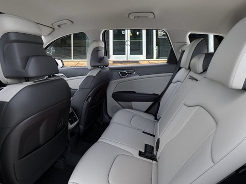 New 2026 Kia Sportage EX FWD image 18