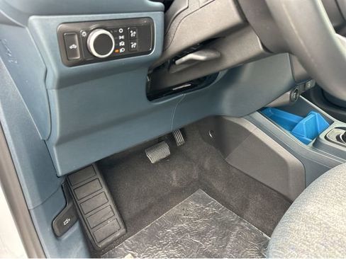 Used 2025 Ford Maverick XLT w/ Equipment Group 302A image 31