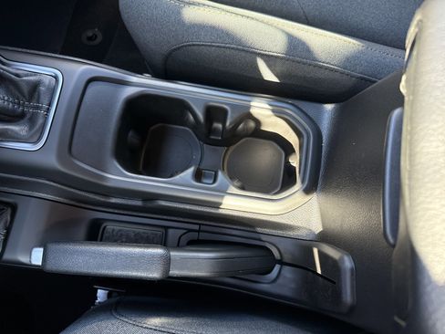 New 2026 Jeep Wrangler Sport S AWD/4WD image 23