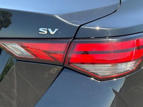 Used 2024 Nissan Sentra SV FWD image 31