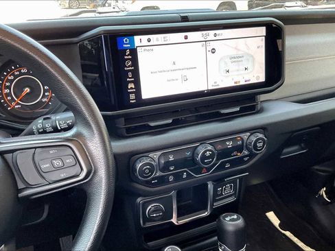 Used 2024 Jeep Wrangler Sport image 9