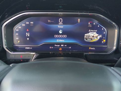 Used 2025 Chevrolet Silverado 2500 LT w/ Convenience Package AWD/4WD image 14