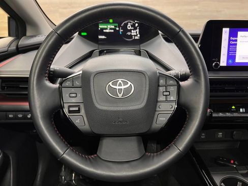 Used 2023 Toyota Prius Prime SE image 9