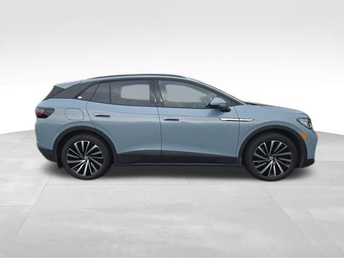 Used 2024 Volkswagen ID.4 S image 8