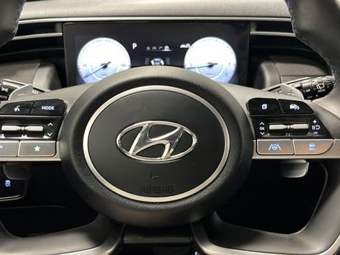 Used 2022 Hyundai Tucson Limited w/ Cargo Package AWD/4WD image 16