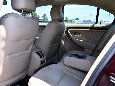 Used 2019 Ford Taurus Limited FWD image 19