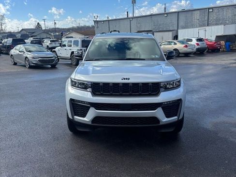 New 2026 Jeep Grand Cherokee L Limited image 2