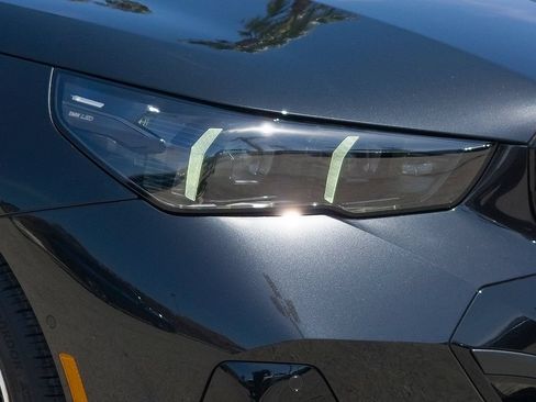 New 2027 BMW 530i w/ M Sport Package RWD image 6